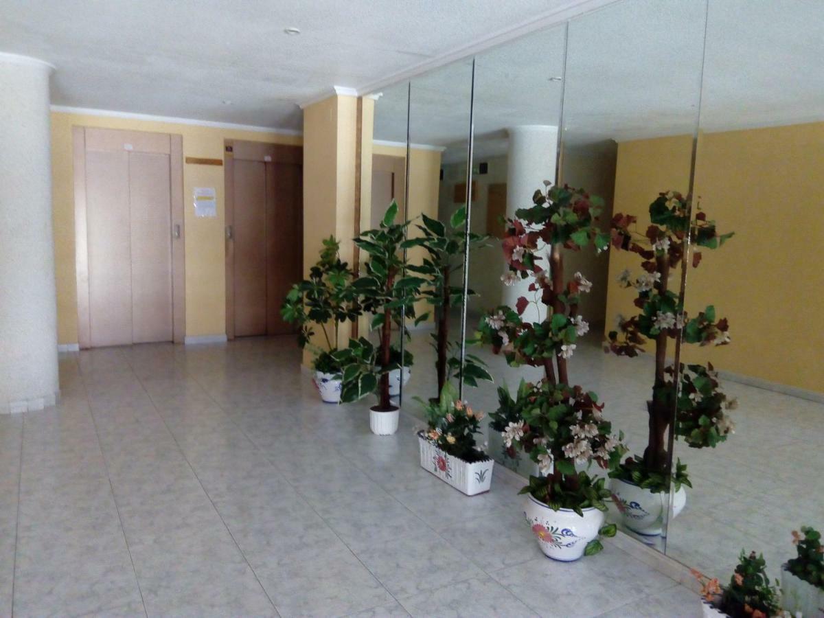 Apartment Only 250M From The Beach Los Locos Torrevieja Exterior photo